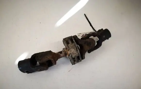 Subaru Legacy Steering column universal joint 