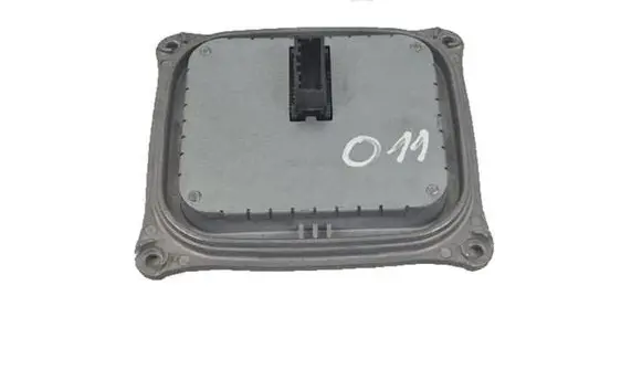 Alfa Romeo Stelvio Xenon control unit/module 147000026900