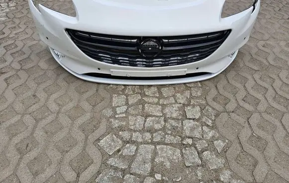 Opel Corsa E Front bumper 475498858
