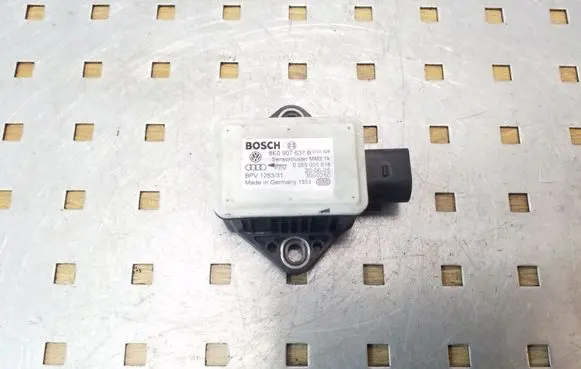 Audi A4 S4 B7 8E 8H ESP acceleration yaw rate sensor 8E0907637B