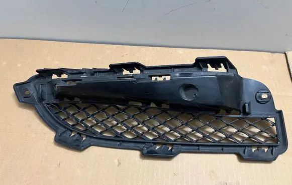 Jaguar XF Front bumper lower grill CX2315K232E