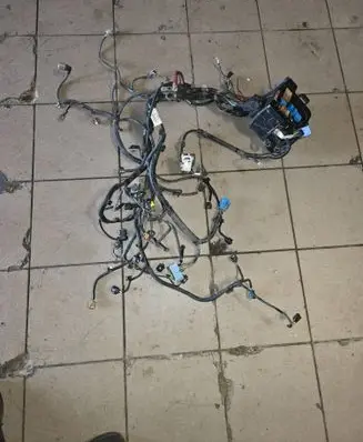 Dacia Dokker Engine installation wiring loom 240115530R CE521530R CE5218300