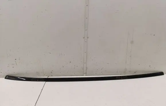 Roof trim bar molding cover