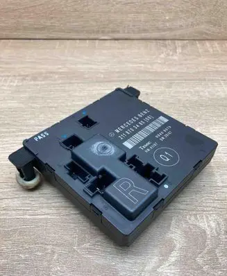 Mercedes-Benz E W211 Door control unit/module 2118703485 00406079
