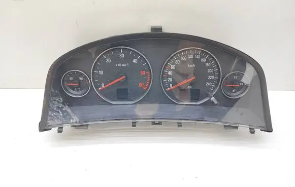 Opel Signum Speedometer (instrument cluster) 13136733 13136733JA