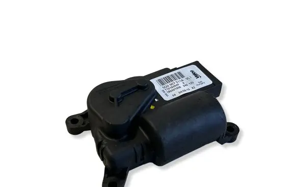 Audi A3 S3 8V Air flap motor/actuator 5Q0907511A