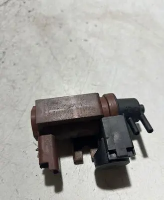 Volvo C70 Turbo solenoid valve 6g909l882ca