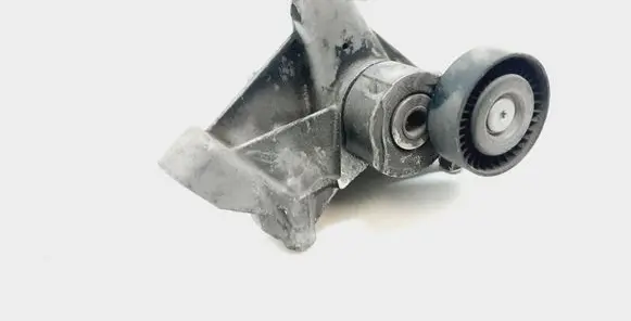 Volvo XC60 Engine mounting bracket 6G9N19D624BC