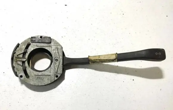 Volkswagen Golf I Indicator stalk 8193dotsaeqb77