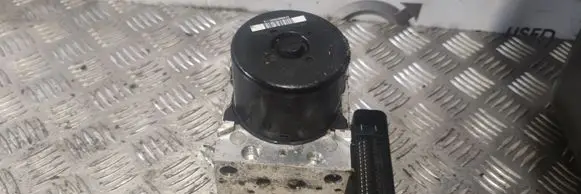 Volvo S60 ABS Pump 31329137
