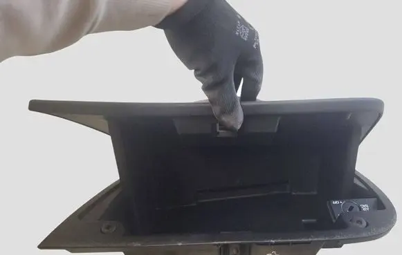 Seat Leon (1P) Glove box 1P1857103 1P1857095
