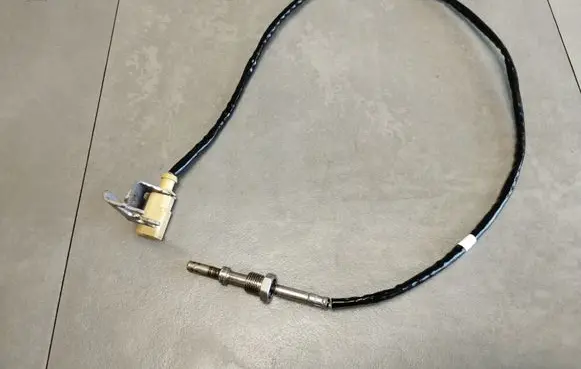 Audi A5 Sportback 8TA Exhaust gas temperature sensor 4G0906088AA