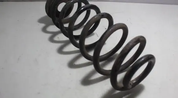 Volkswagen PASSAT B7 USA Coil spring/strut mount 