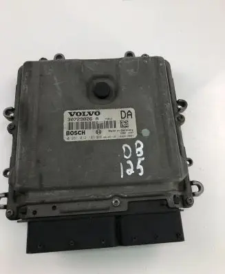 Volvo S60 Engine control unit/module ECU 30729826A 0281012103