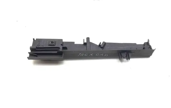 BMW 4 F32 F33 Radiator support slam panel bracket 7600536