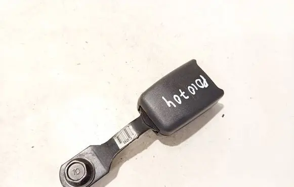 Chevrolet Aveo Front seatbelt buckle