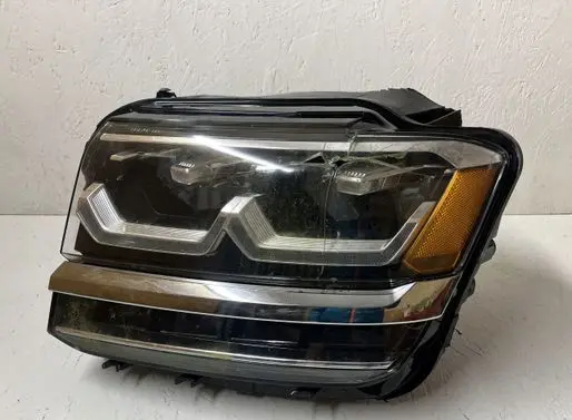 Volkswagen Atlas Headlight/headlamp 3CN941035B