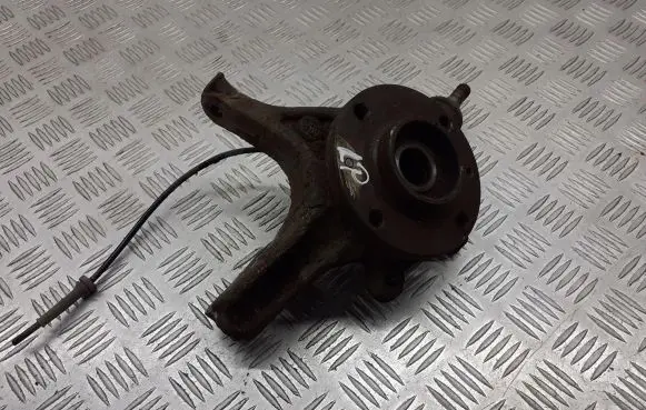 Citroen C4 I Picasso Front wheel bearing hub 