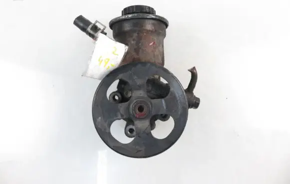 Toyota Yaris Power steering pump