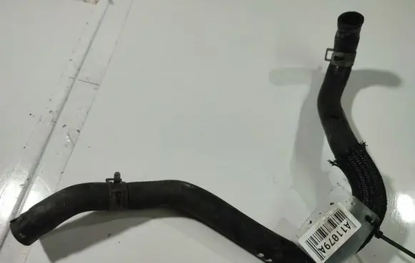 Toyota Avensis T250 Engine coolant pipe/hose 