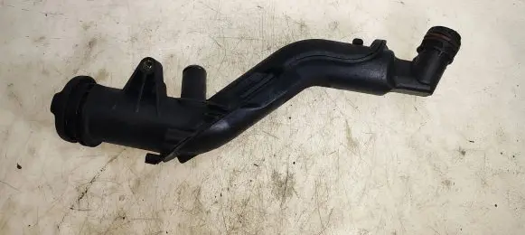 Volvo C30 Oil fill pipe 9654733980