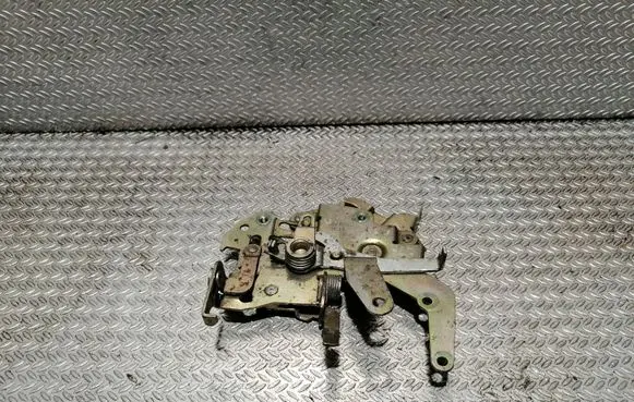Volkswagen II LT Sliding door lock 9017301535