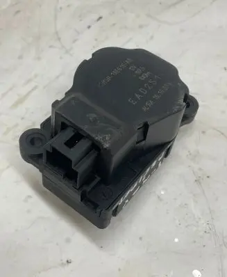 Ford S-MAX Air flap motor/actuator 3M5H19E616AB EAD251 L1875