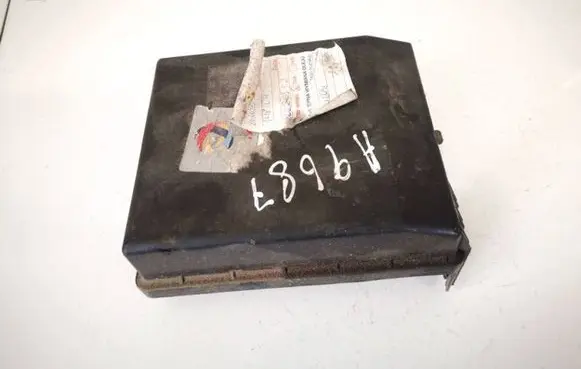 Mitsubishi Lancer Fuse box cover mn162364
