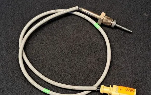 Skoda Kodiaq Exhaust gas temperature sensor 04L906088EM
