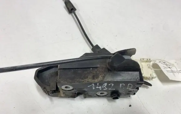 Citroen C4 I Front door lock 45887095