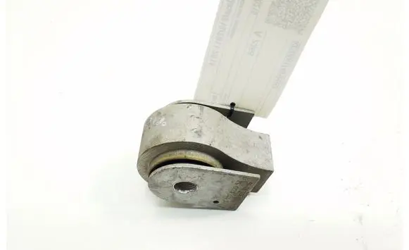 Mercedes-Benz CLS C218 X218 Rear differential mounting bracket A2043500215