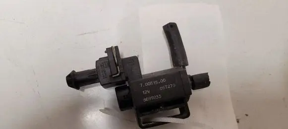 Volvo V70 Turbo solenoid valve 8699233 70051500