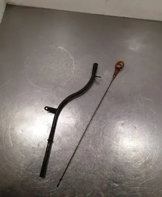 Volkswagen Touran I Oil level dip stick 
