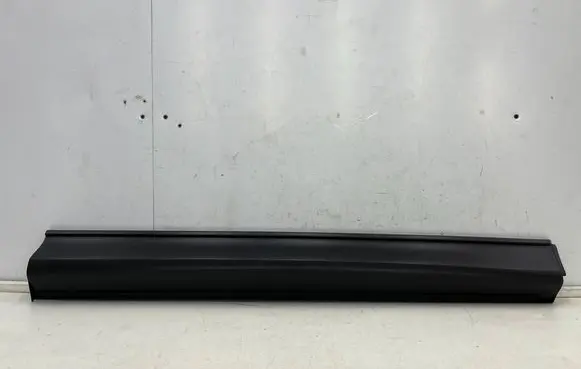Mazda CX-5 II Front door trim (molding) kb7w-51ra1
