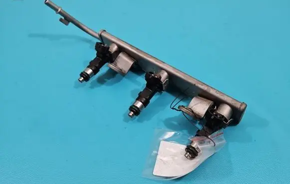 Fuel injector