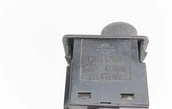 Nissan Terrano Headlight level height control switch 251900F000 00696900