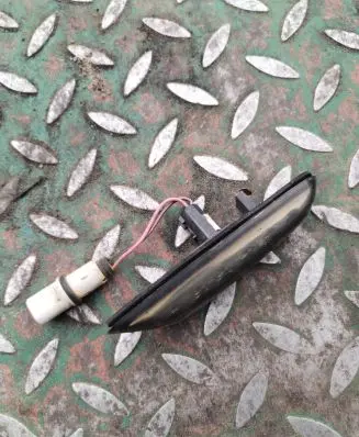 BMW 5 E60 E61 Front fender indicator light 62322