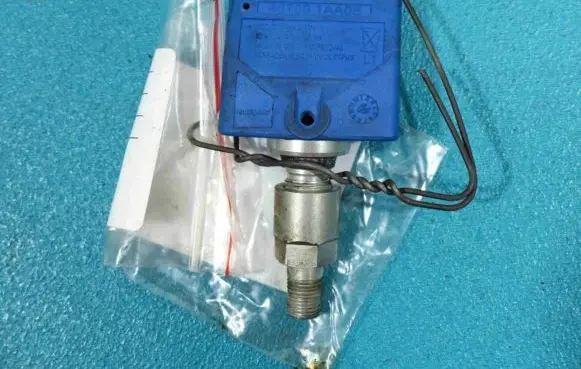 Nissan Maxima A35 Tire pressure sensor 407001AA0B IMPRK884571