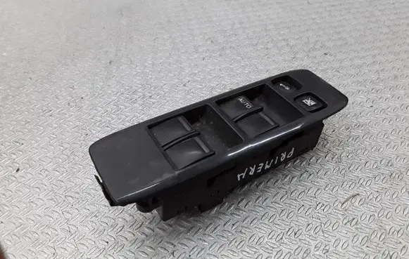 Nissan Primera Electric window control switch