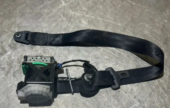 Citroen C4 II Front seatbelt 96871490XX