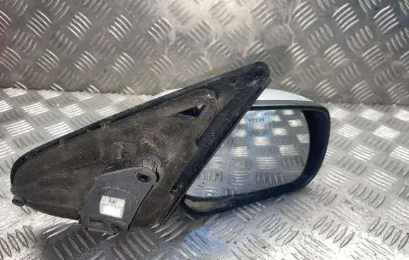 Mazda 2 Front door electric wing mirror E9024202 E9014202