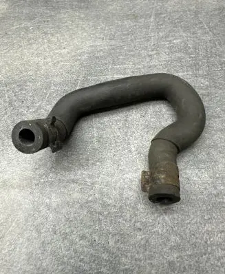 Volkswagen Touran I Engine coolant pipe/hose