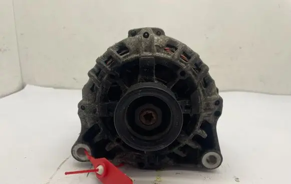 Peugeot 208 II Generator/alternator