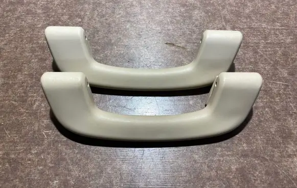 Front interior roof grab handle