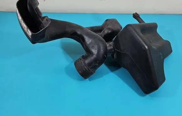 Suzuki Grand Vitara II Intake resonator 65J-R03 IMPRK1454375