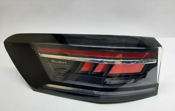 Volkswagen PASSAT B9 Rear/tail lights 3J0945207