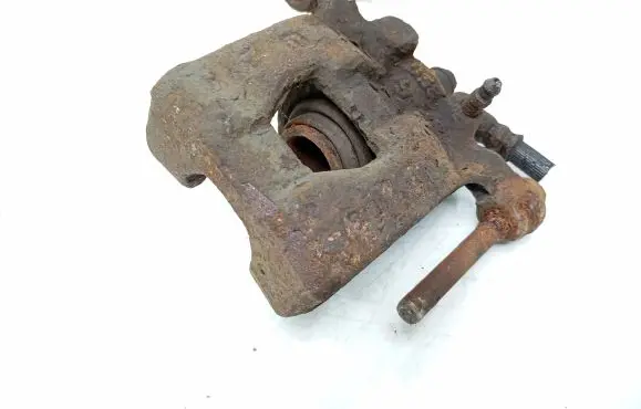 Nissan Qashqai Rear brake caliper 3517