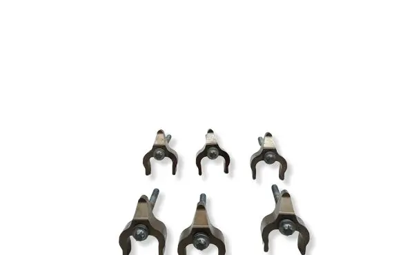 BMW 5 F10 F11 Fuel Injector clamp holder 