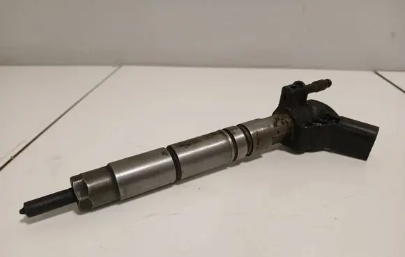 Mercedes-Benz R W251 Fuel injector 0445115027 040379V