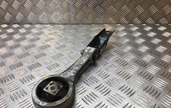 Skoda Roomster (5J) Engine mount bracket